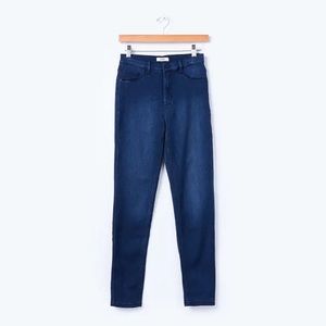 NWT Kensie High Rise Liquid Denim Skinny in Salvatore 6/28